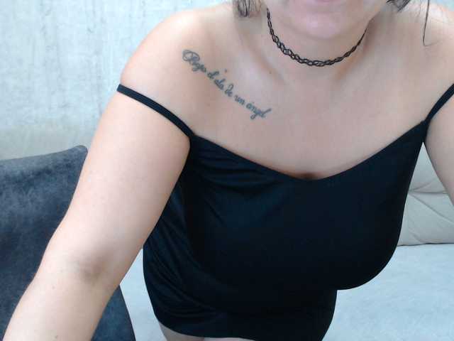 AngelinaCute live cam on BongaCams