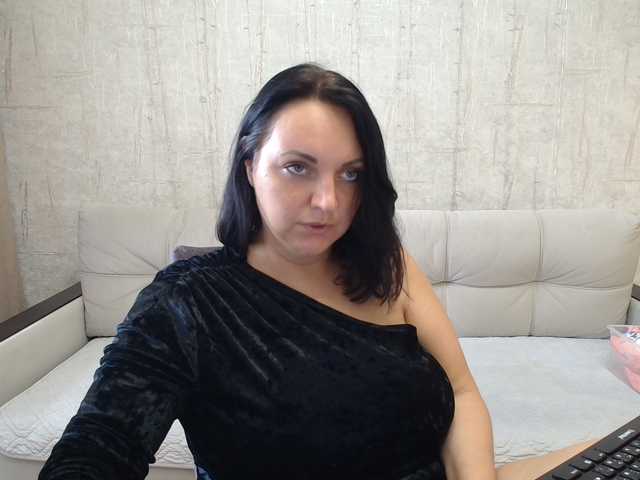 AngelinaCute