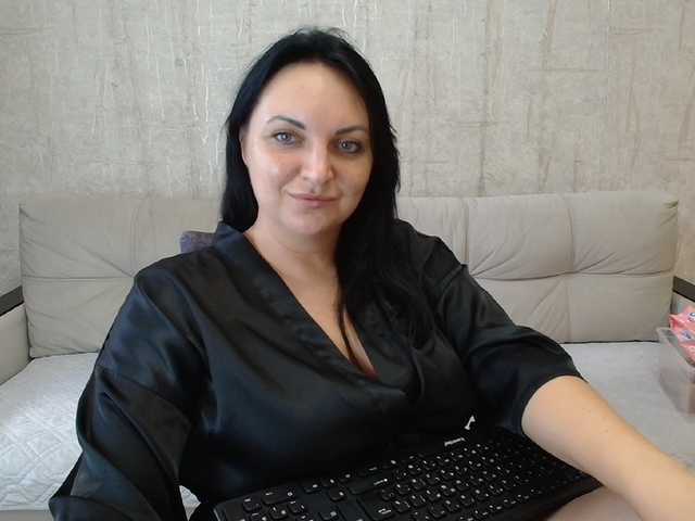 AngelinaCute live cam on BongaCams
