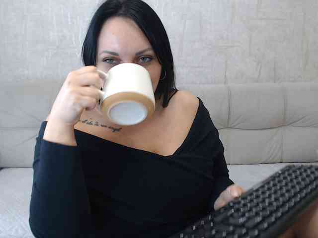 JenniferTheChic webcam