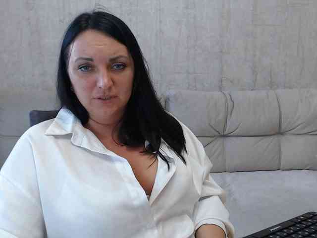 JenniferTheChic webcam