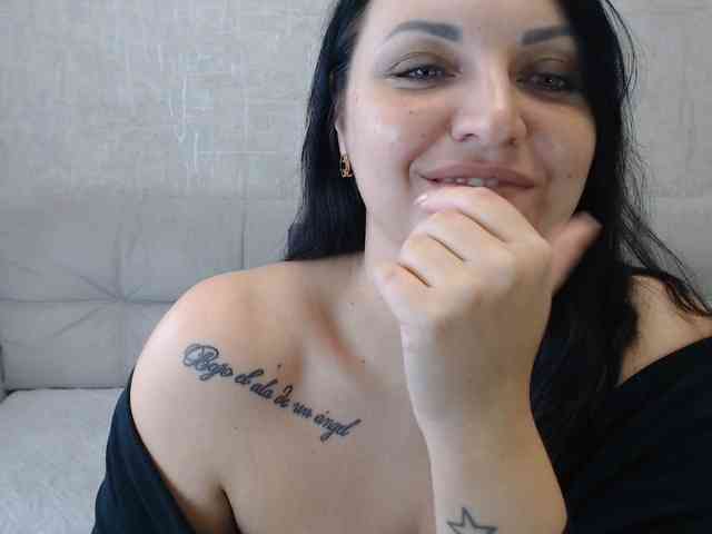 JenniferTheChic webcam