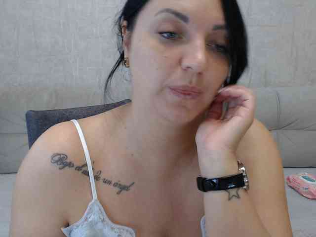 JenniferTheChic webcam