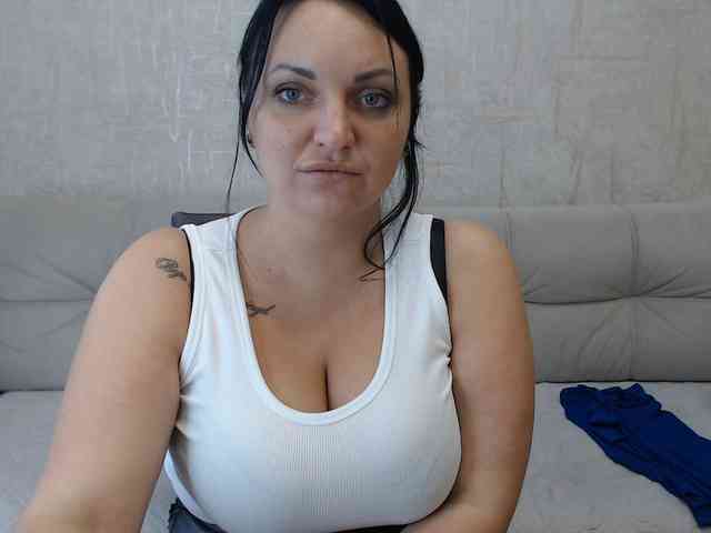 JenniferTheChic webcam