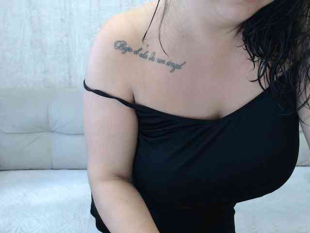 JenniferTheChic webcam