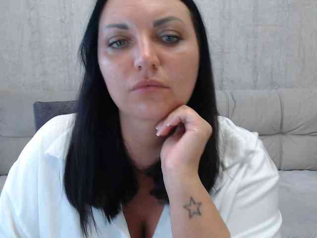 JenniferTheChic webcam