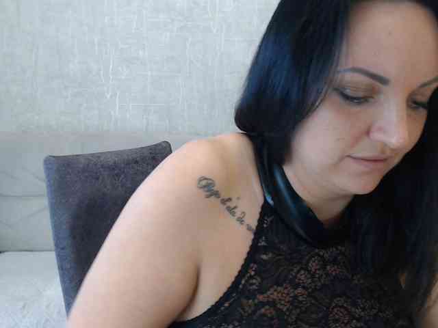 JenniferTheChic webcam