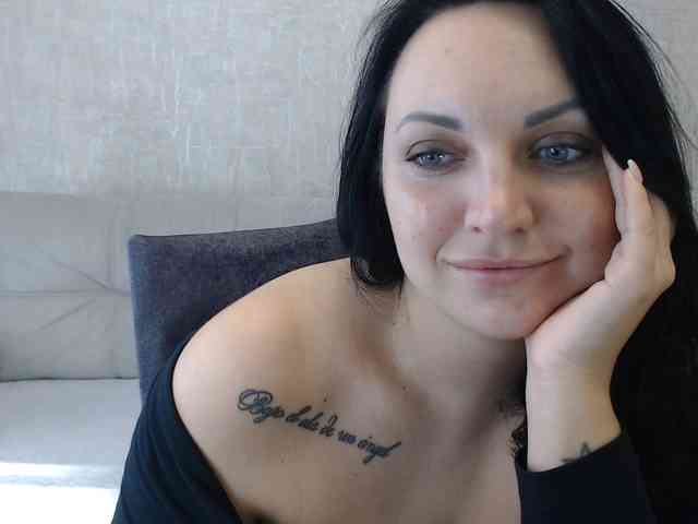 JenniferTheChic webcam