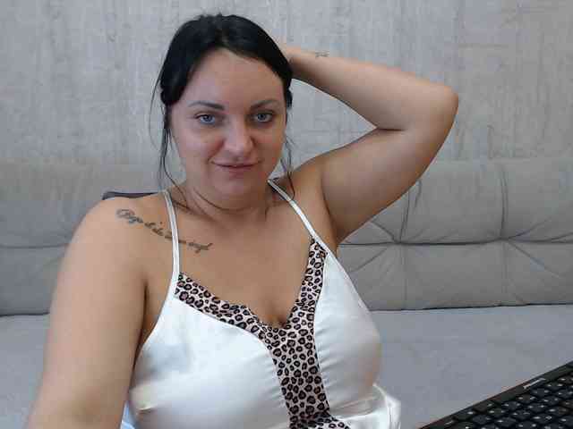 JenniferTheChic webcam