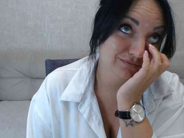 JenniferTheChic webcam