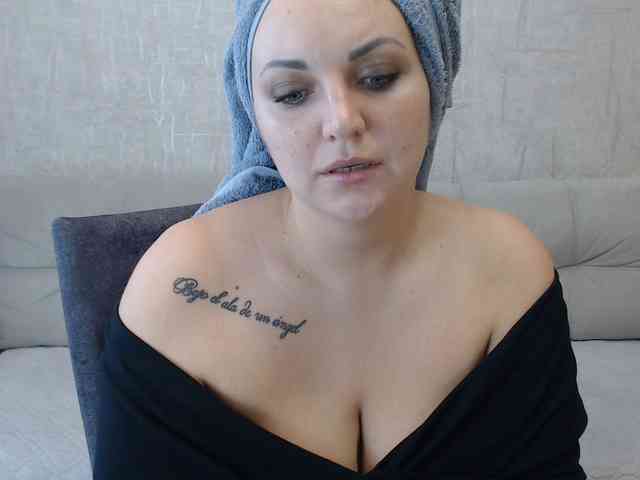 JenniferTheChic webcam