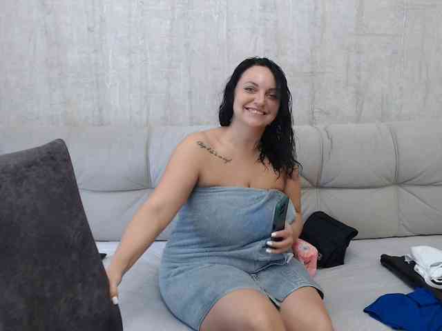 JenniferTheChic webcam