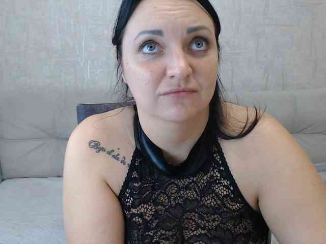 JenniferTheChic webcam