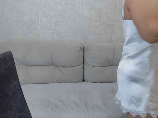 JenniferTheChic webcam