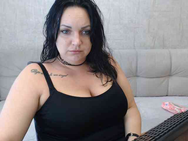 JenniferTheChic webcam