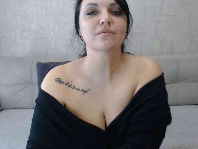 JenniferTheChic webcam