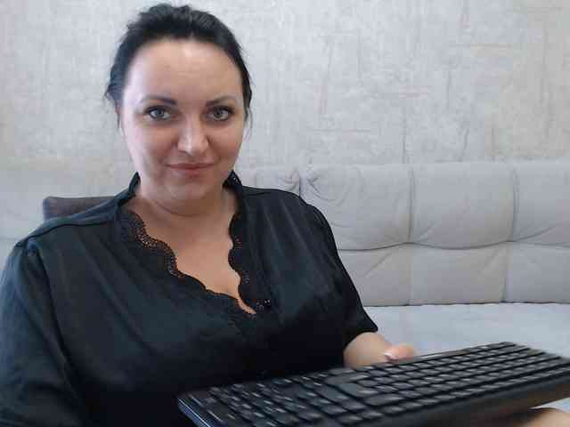 JenniferTheChic webcam