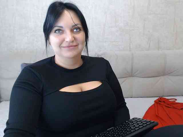 JenniferTheChic webcam