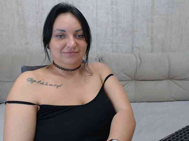 JenniferTheChic webcam