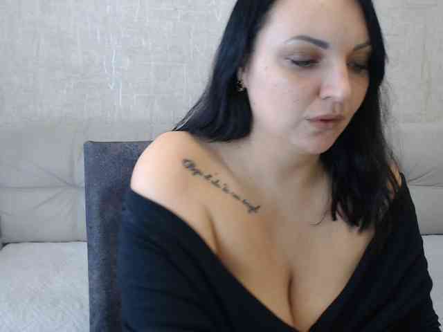 JenniferTheChic webcam