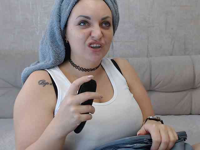 JenniferTheChic webcam