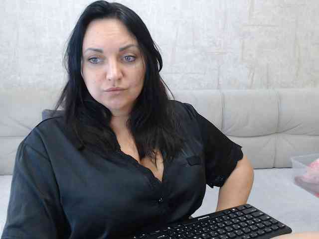 JenniferTheChic webcam