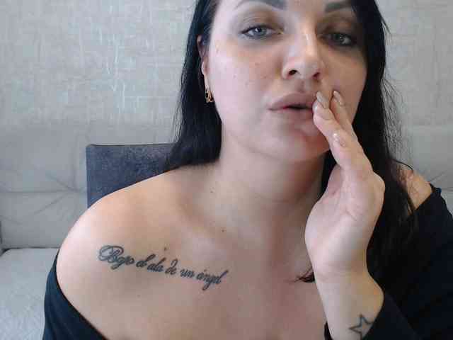 JenniferTheChic webcam