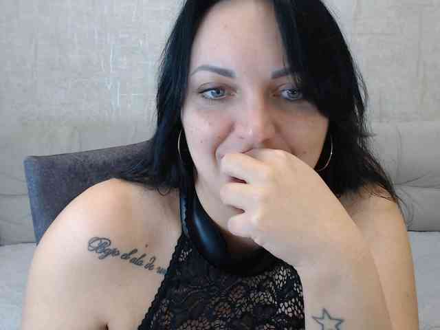 JenniferTheChic webcam