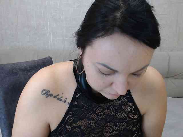 JenniferTheChic webcam