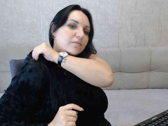 JenniferTheChic webcam