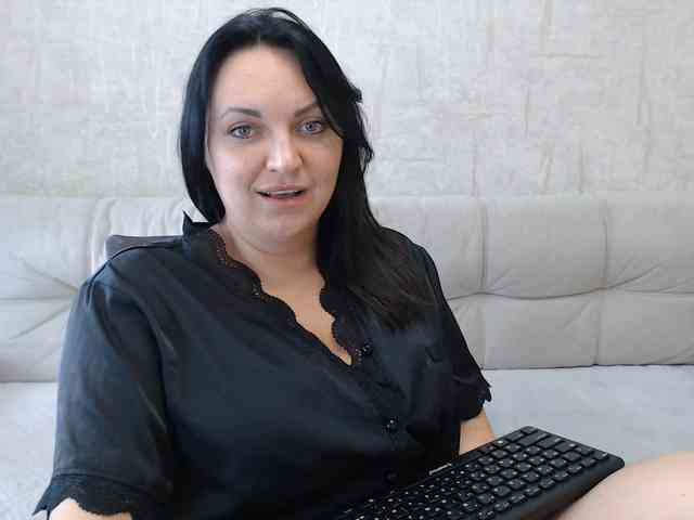 JenniferTheChic webcam