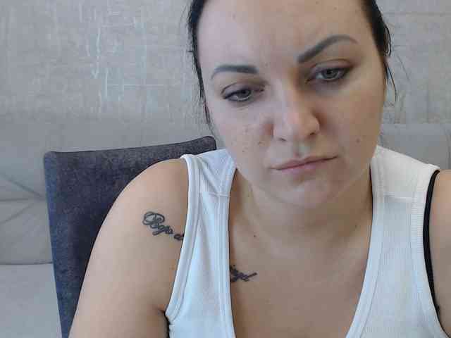 JenniferTheChic webcam