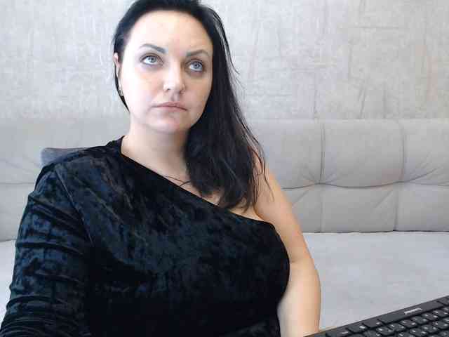 JenniferTheChic webcam