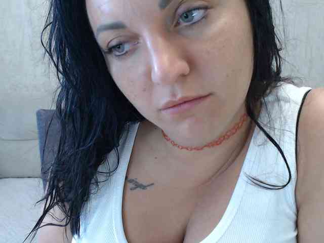 AngelinaCute Live Webcam on BongaCams