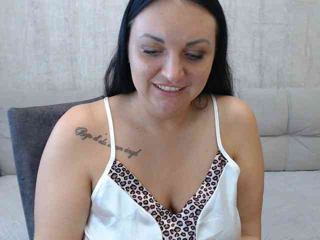 JenniferTheChic webcam