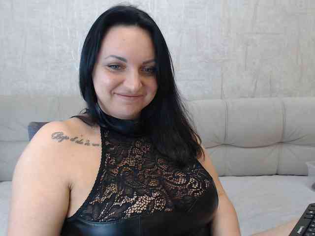 JenniferTheChic webcam