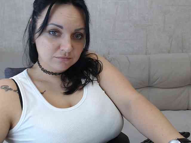 JenniferTheChic webcam