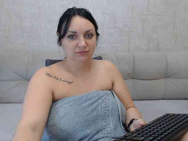 JenniferTheChic webcam