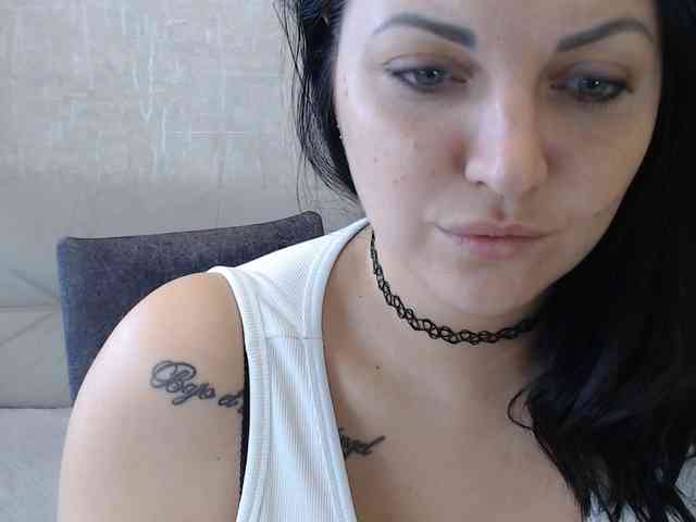 JenniferTheChic webcam