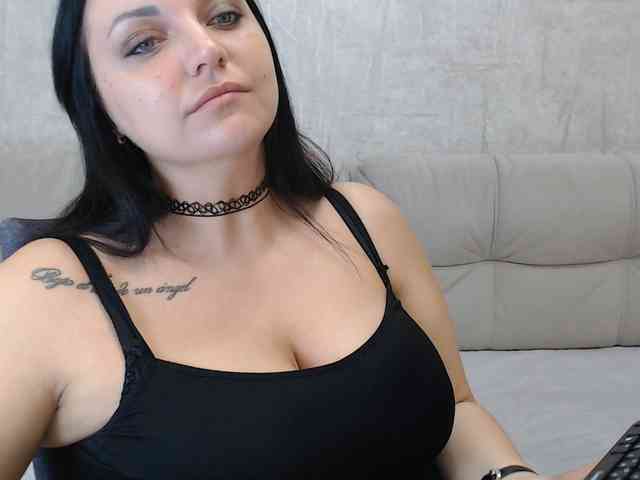 JenniferTheChic webcam