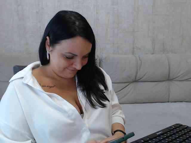 JenniferTheChic webcam