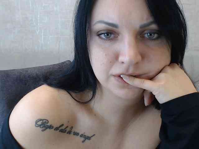 JenniferTheChic webcam