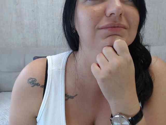 JenniferTheChic webcam