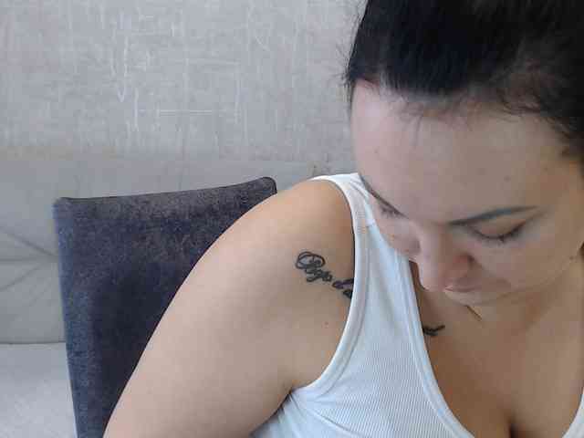 JenniferTheChic webcam