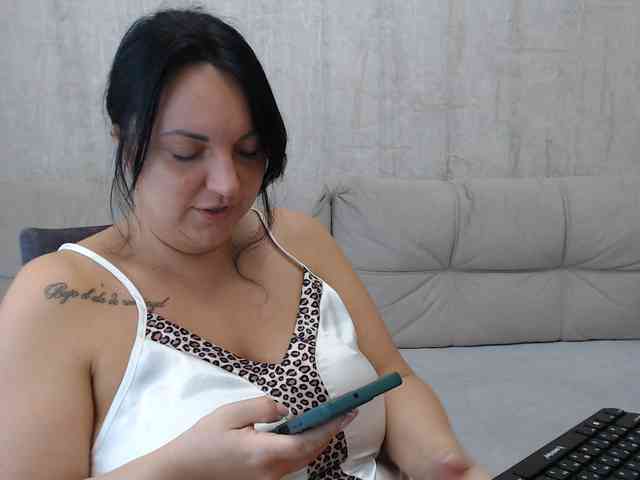 JenniferTheChic webcam