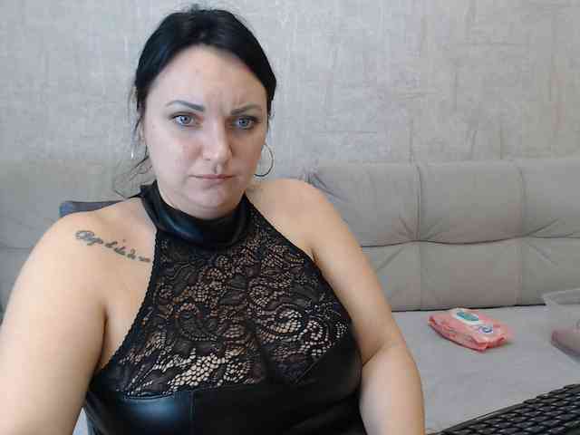 JenniferTheChic webcam