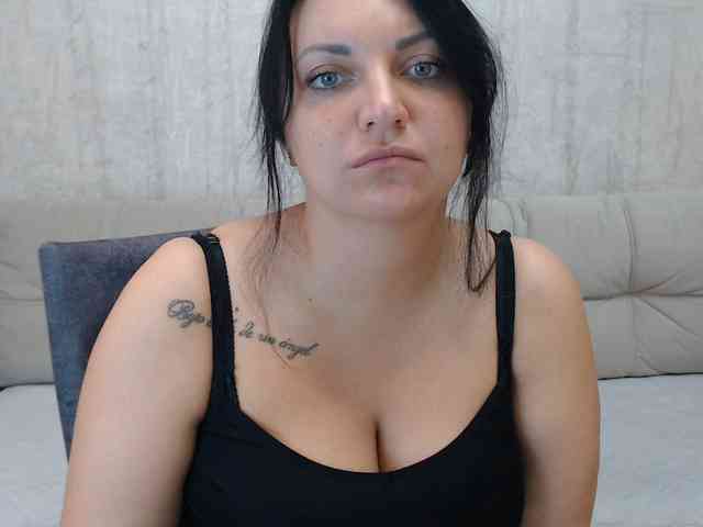JenniferTheChic webcam