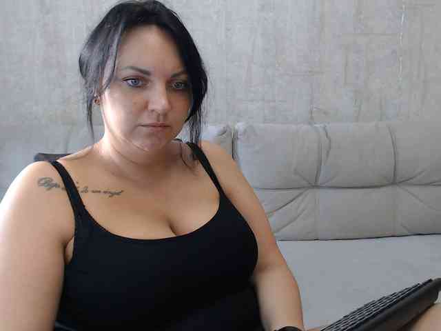 JenniferTheChic webcam