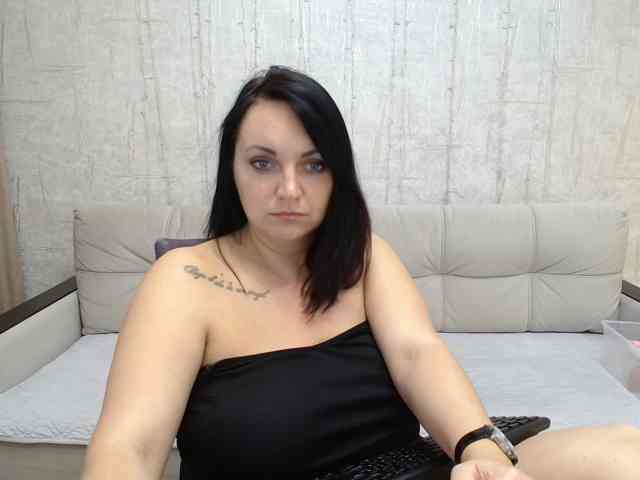 live web cam online AngelinaCute