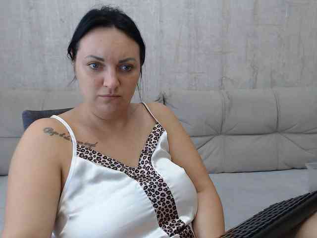 JenniferTheChic webcam
